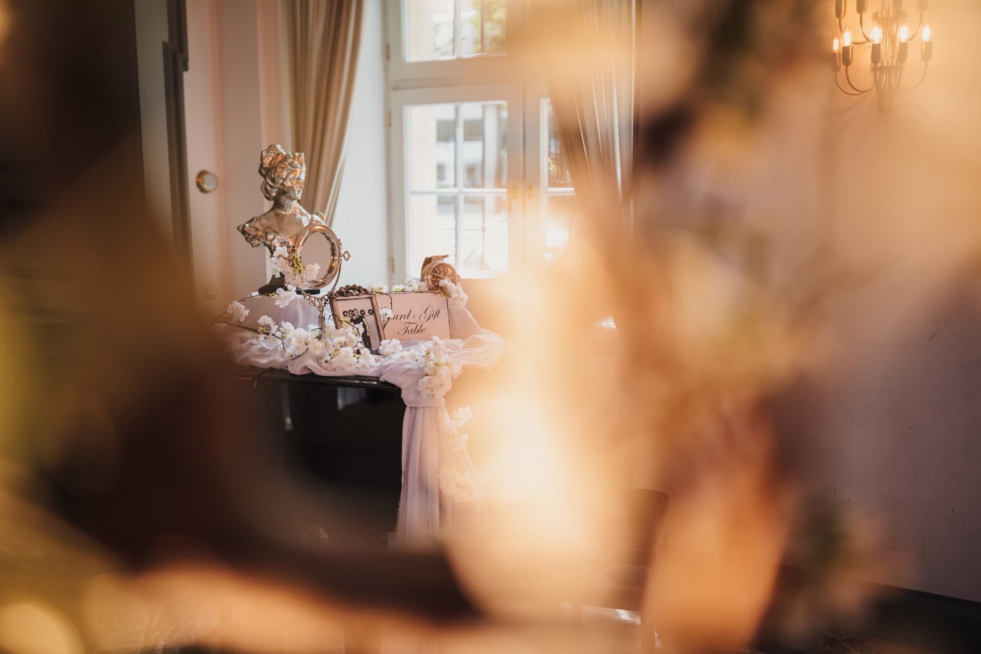 Frauenbüste silber – Foto 4