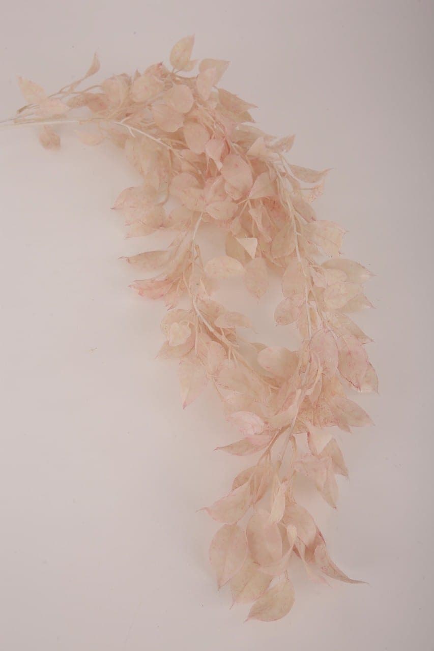 Ast mit Blättern hell rose apricot – Foto 2
