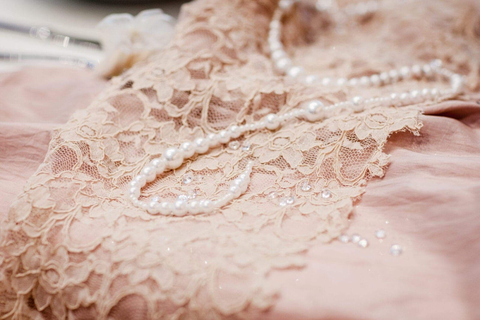 Spitze cappuccino beige